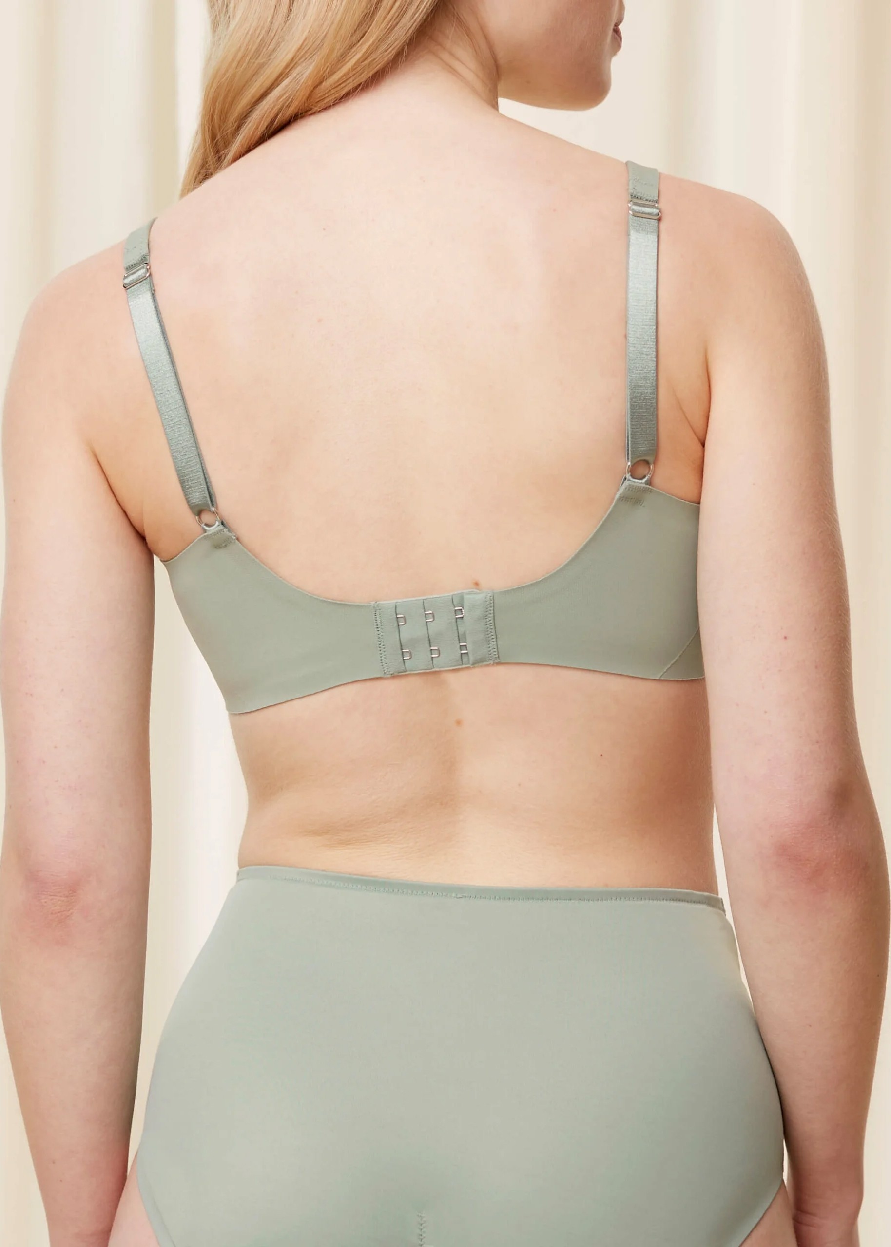 טריומף חזיית מינימייזר -Triumph True Shape Sensation N01 (bras)
