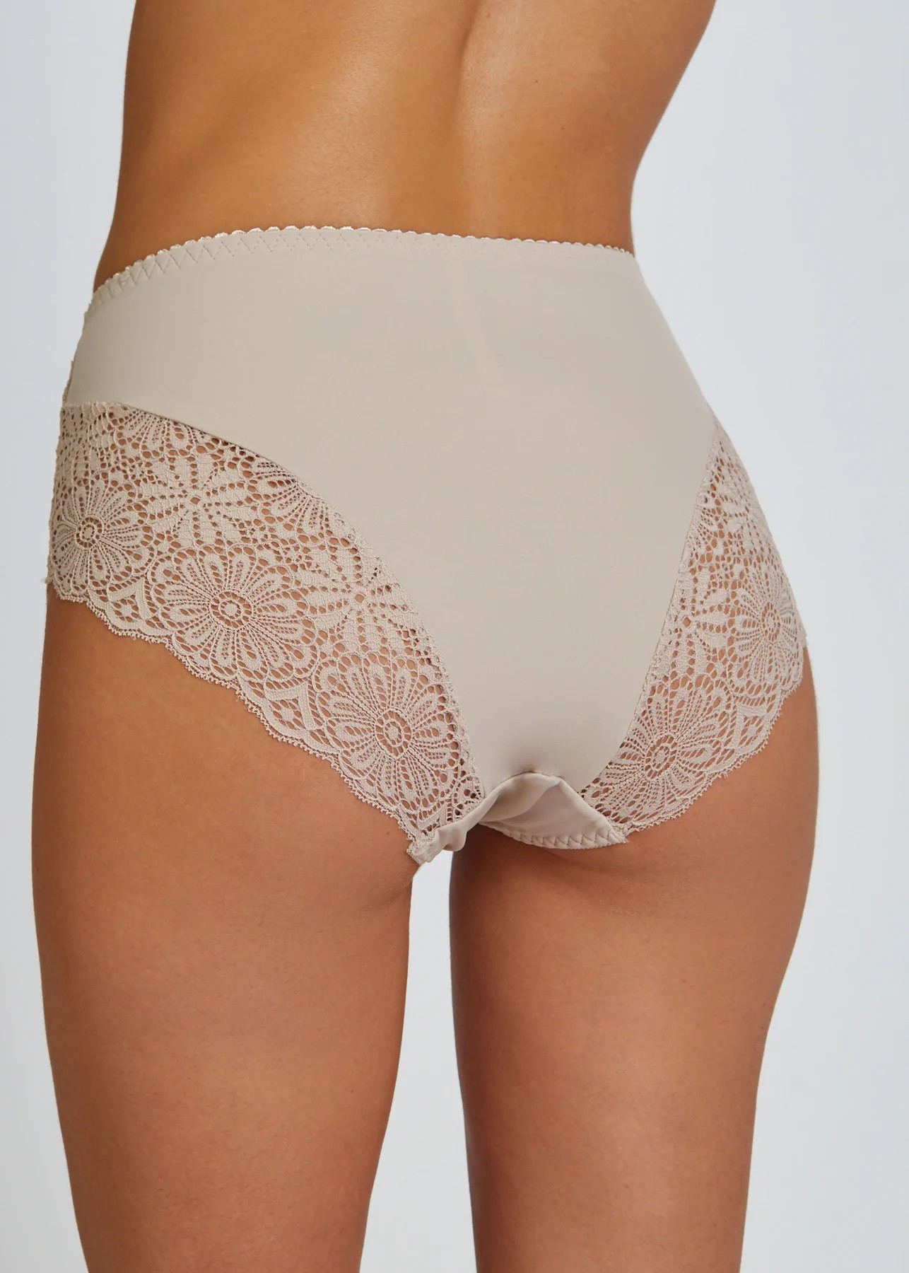 תחתון מקסי תחרה (Panties)