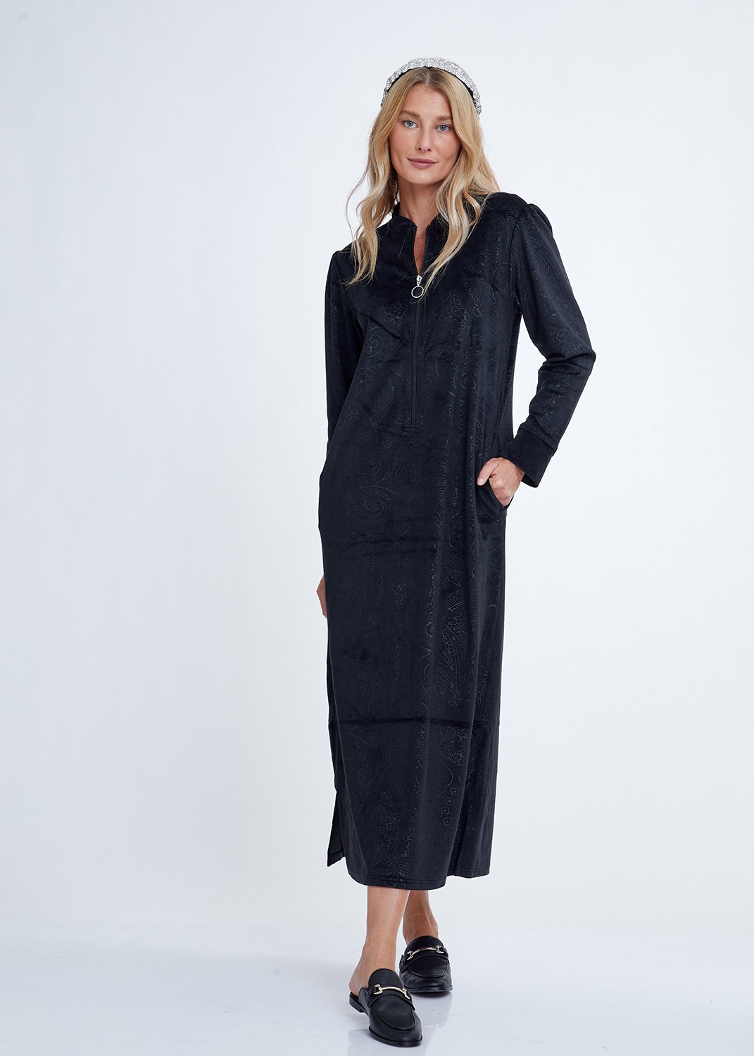 כותונת קטיפה Embossed Velvet Night Dress (Pajamas)