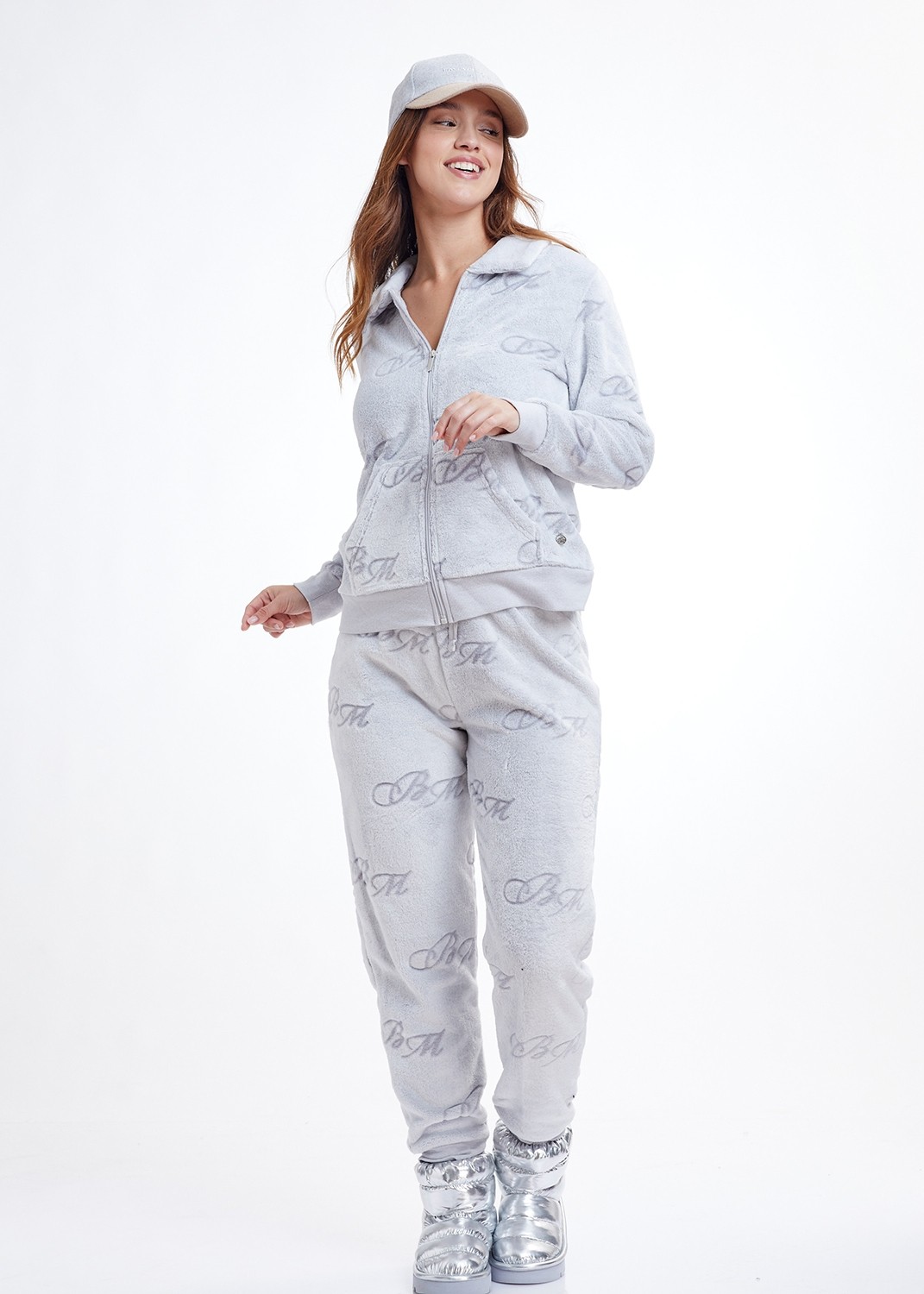 BM Fluffy סט חליפת פנאי פלאפי (Pajamas)