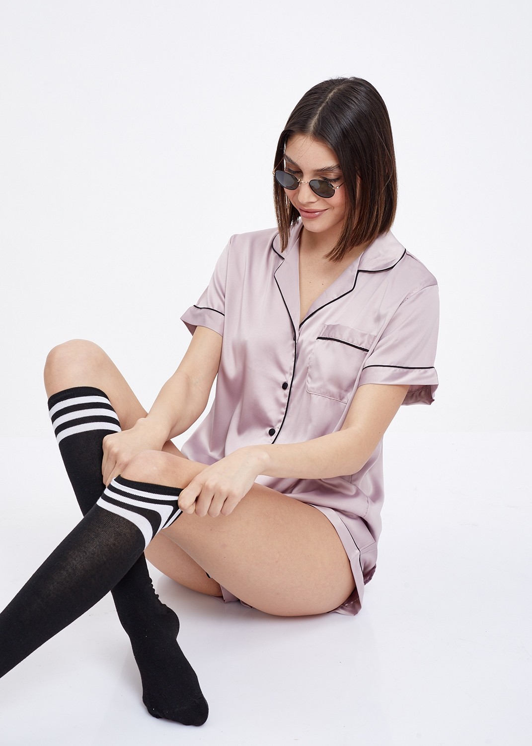 פיג`מה מכופתרת קצרה בייסיק סאטן (Pajamas)