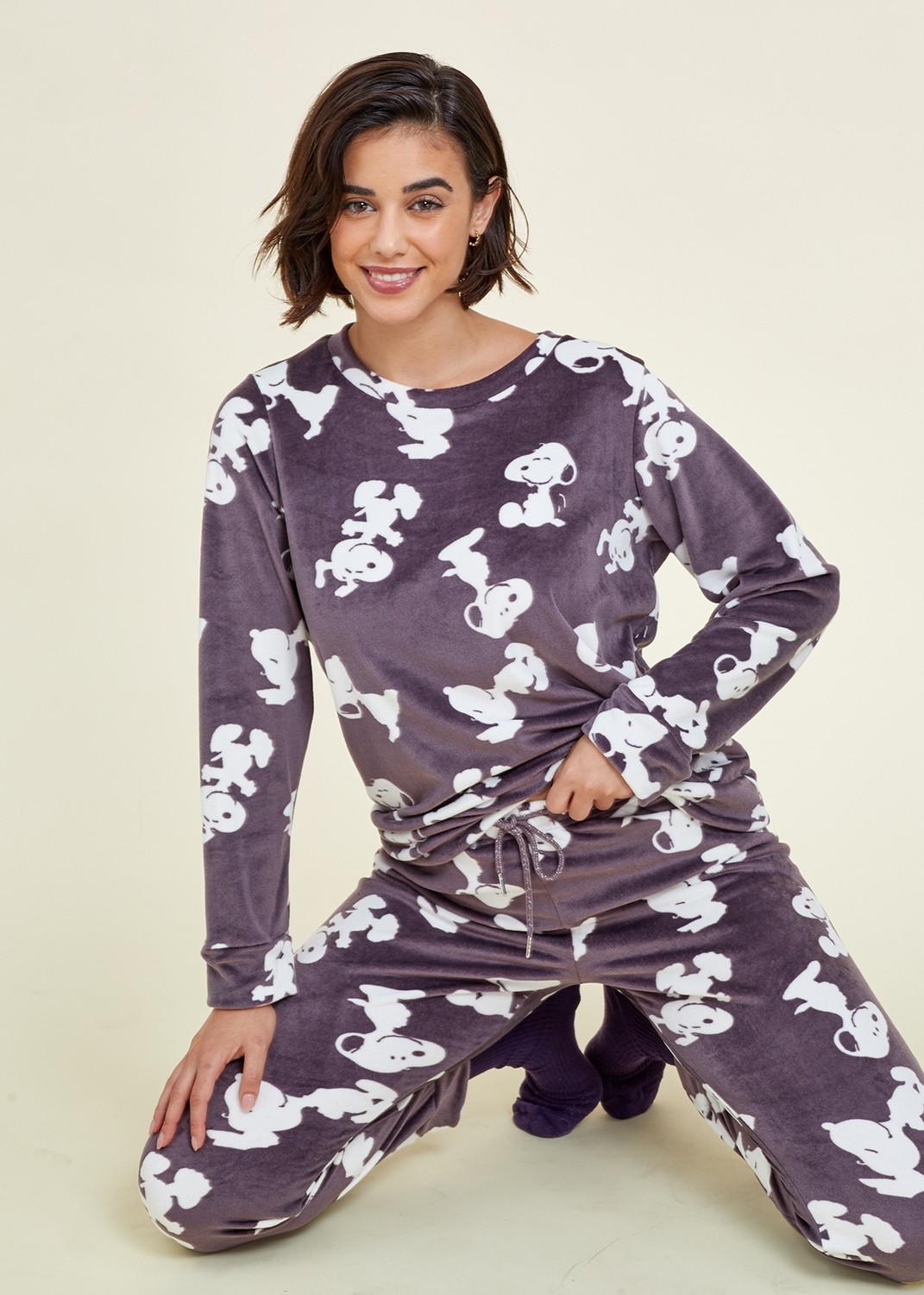 פיג`מה סנופי קטיפה (Pajamas)
