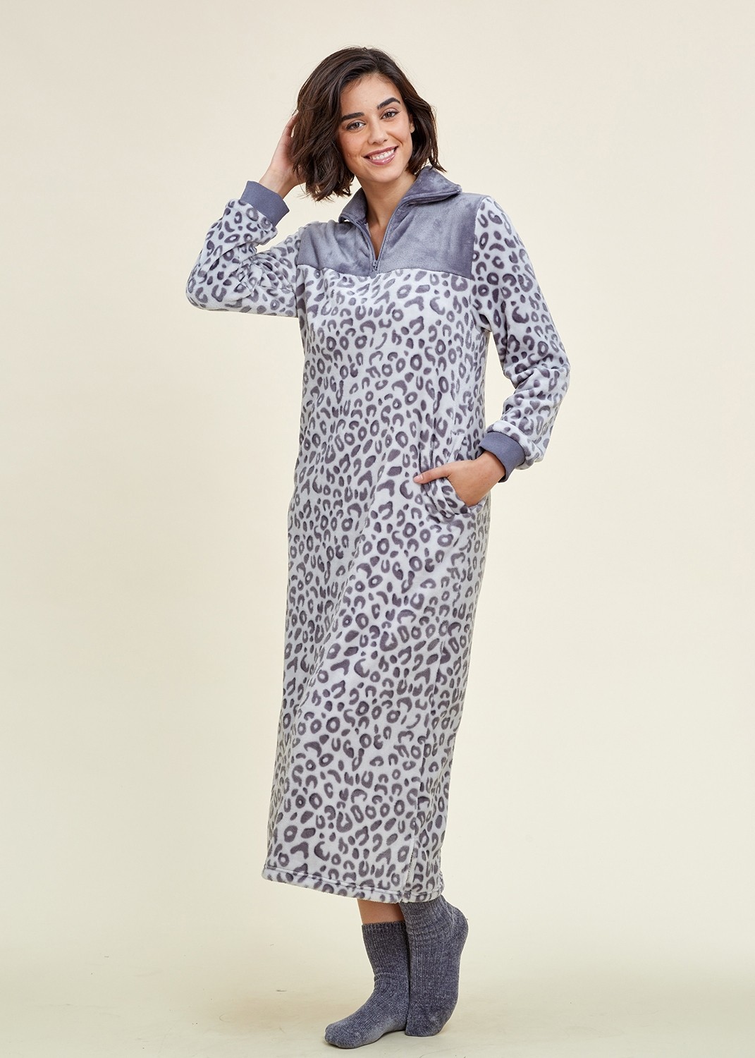 כותנת מנומרת פלאפי (Pajamas)