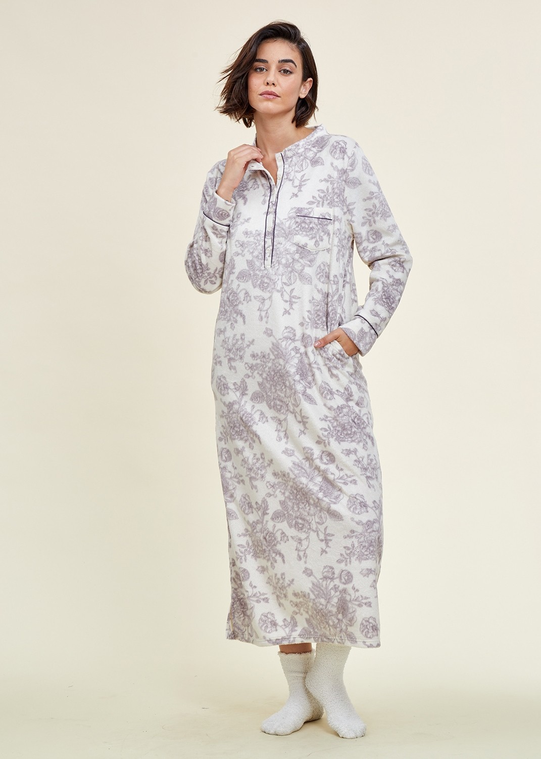 כותונת עם כפתורים מינק (Pajamas)