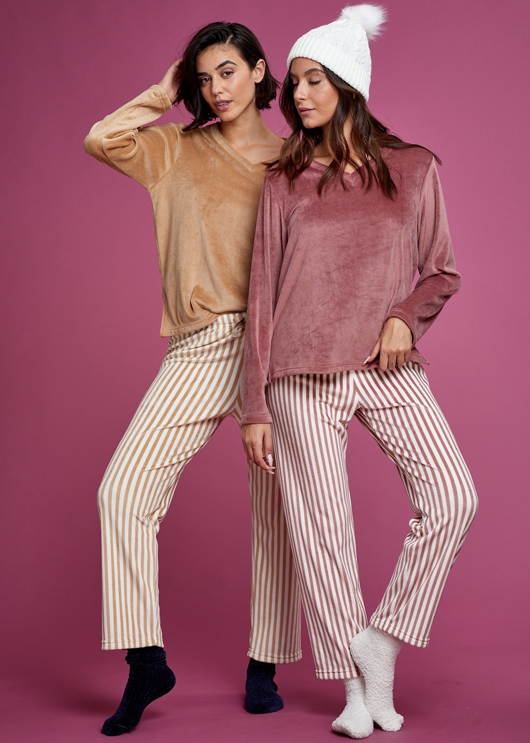 פיג`מה קטיפה מכנס פסים (Pajamas)