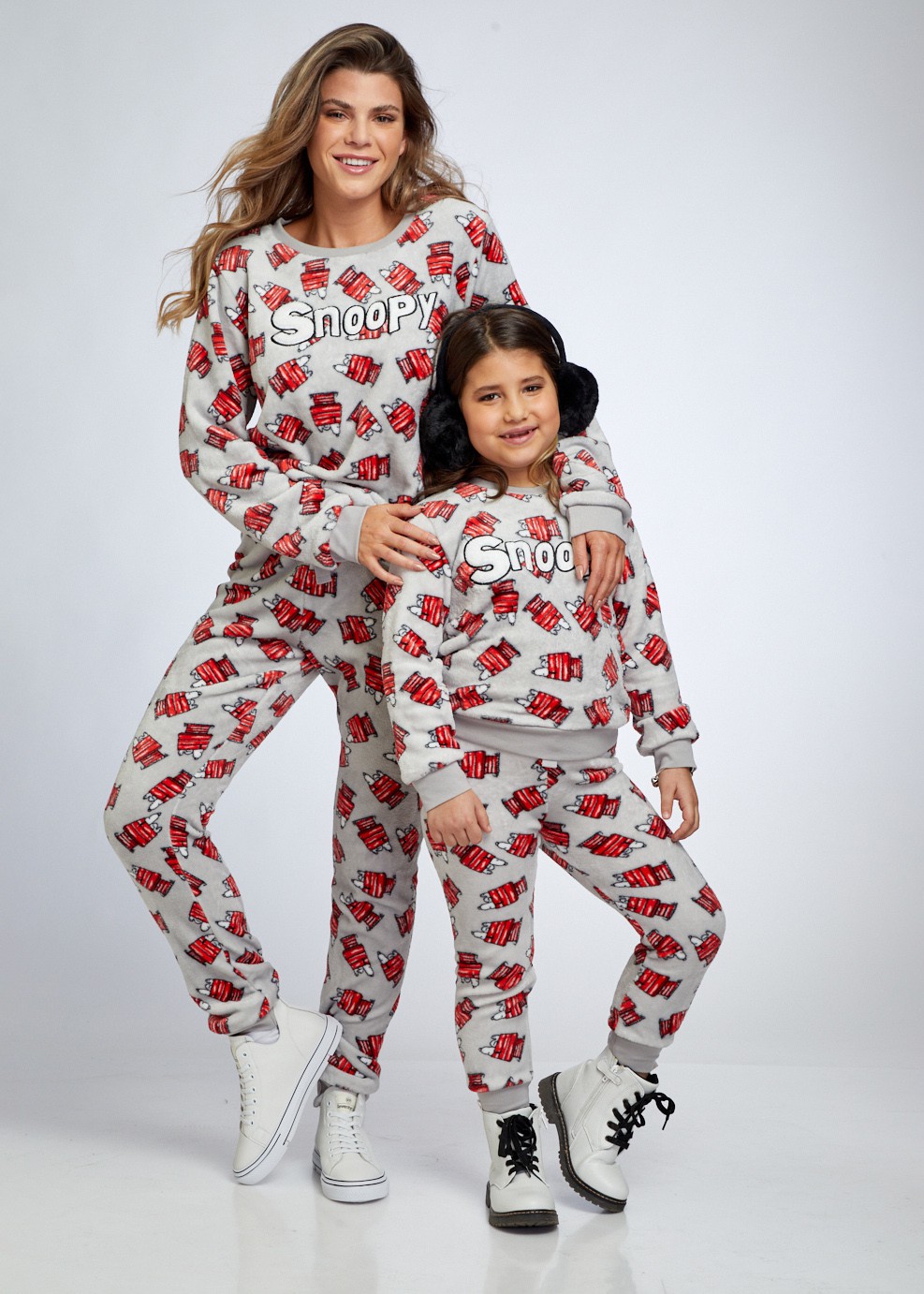 SNOOPY ON THE ROOF חליפת פנאי לילדות (Pajamas)