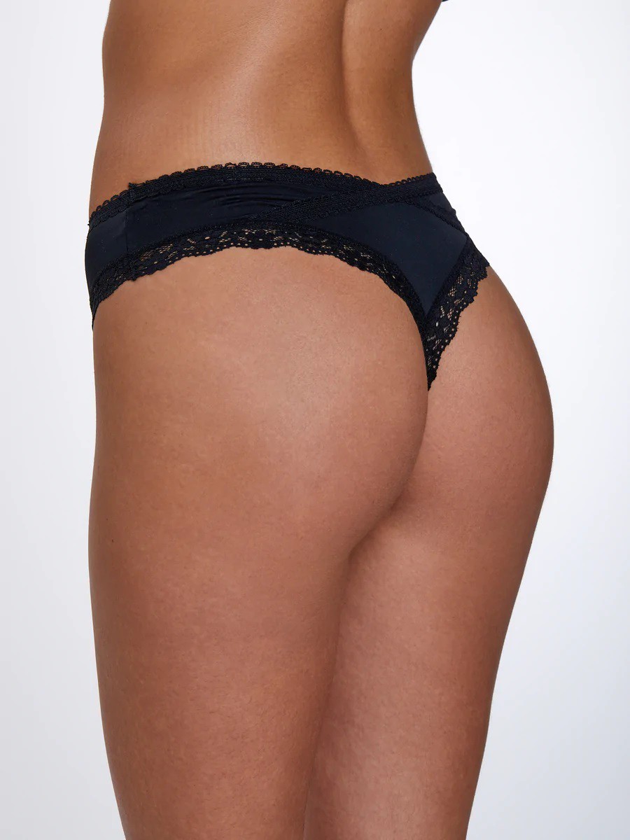 תחתון חוטיני תחרה LACE STRING (Panties)