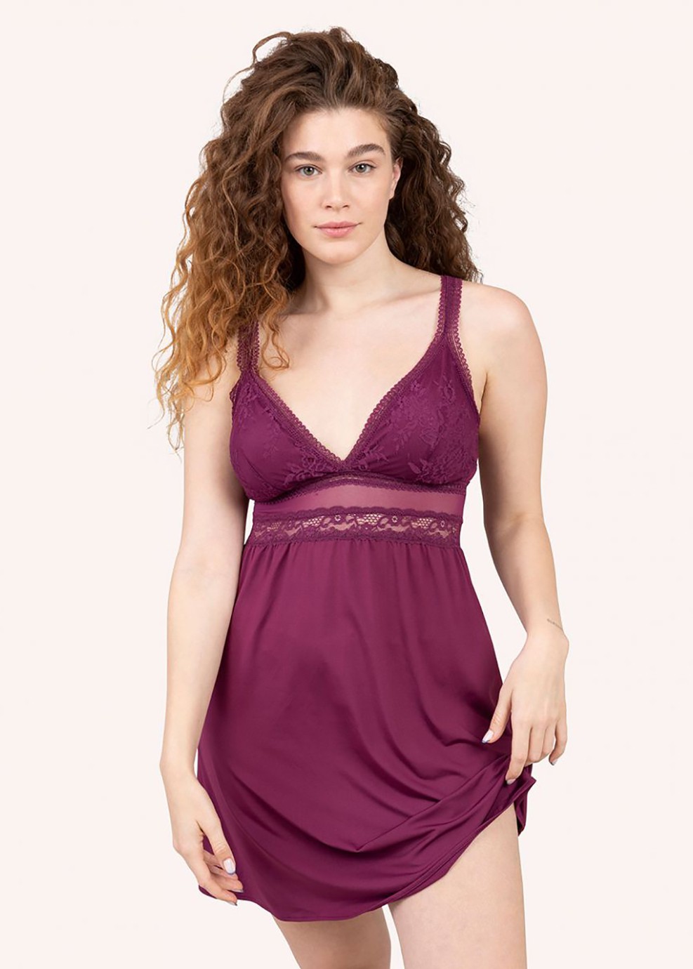כותונת מיקרופייבר עם תחרה וקאפ נשלף (SexySleepwear)