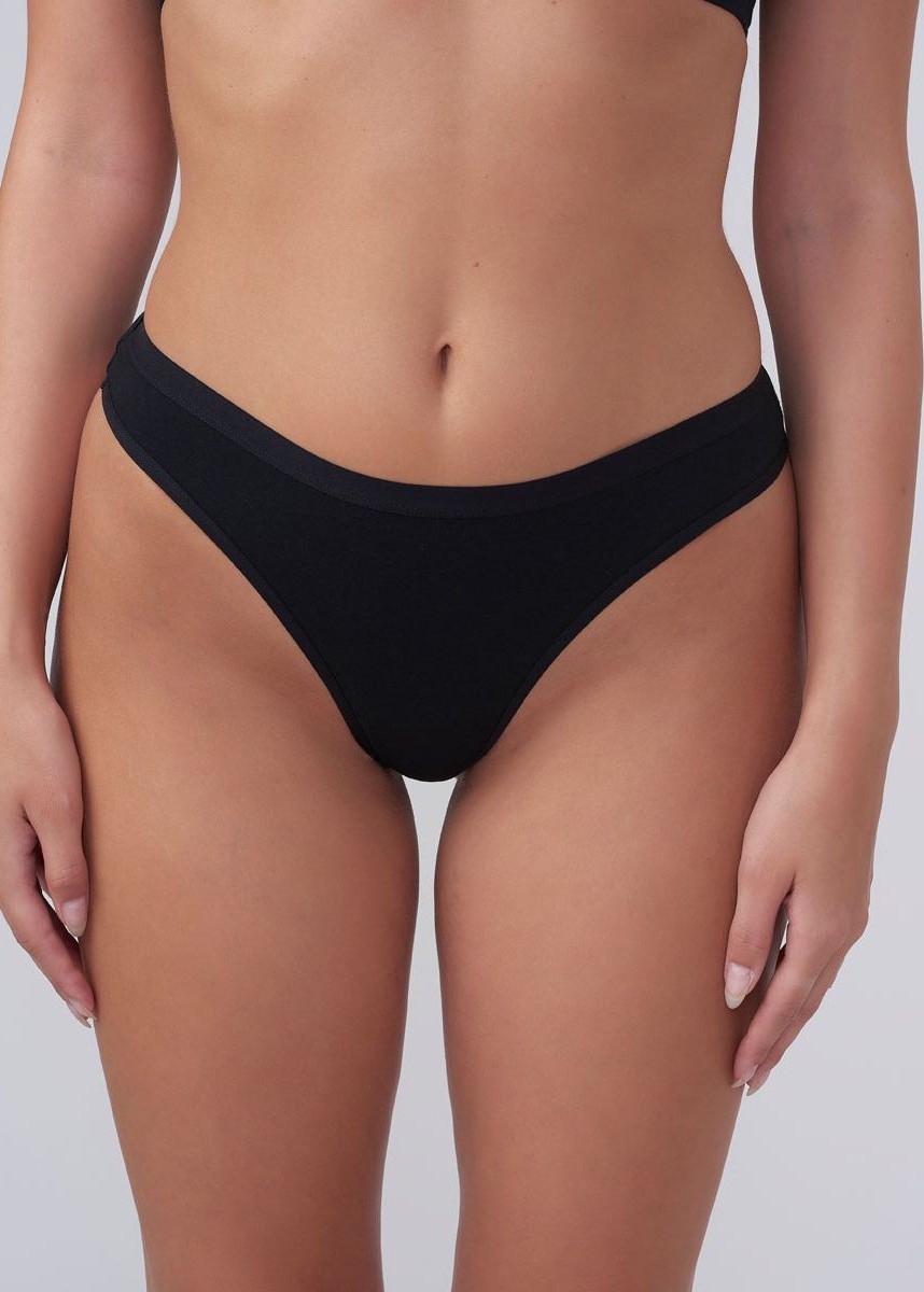 תחתון חוטיני (Panties)