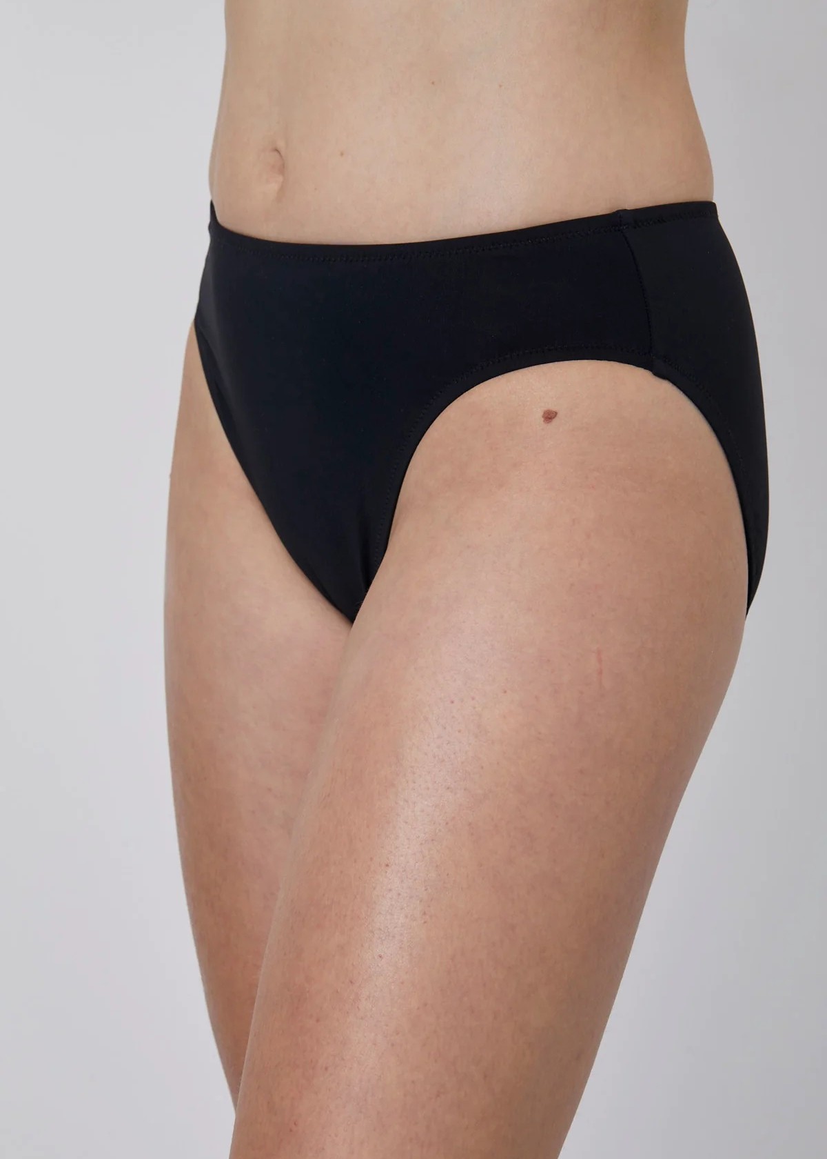 תחתון ביקיני בגד ים (Swimsuit)