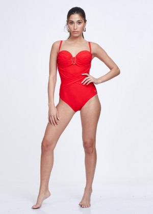 בגד ים שלם סטרפליס (Swimsuit)