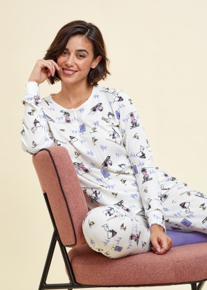 פיג`מה סנופי עושה סקי (Pajamas)
