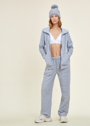 פיג`מה מגבת עם רוכסן (Pajamas)