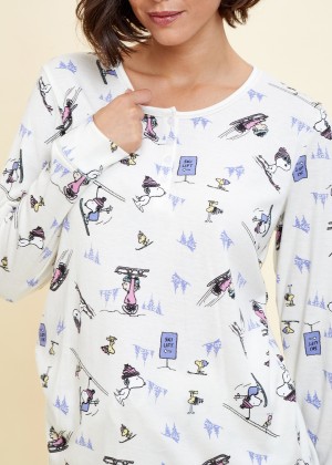 פיג`מה סנופי עושה סקי (Pajamas)