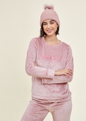 פיג`מה סנופי אול אובר קטיפה (Pajamas)