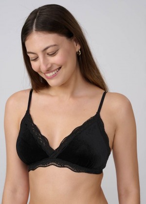 ברלט קטיפה משולשים בשילוב תחרה (bras)