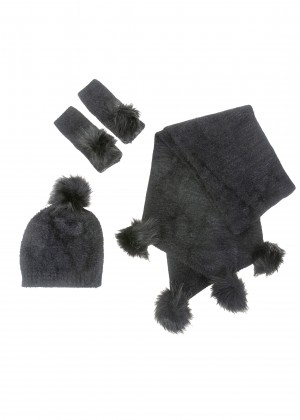 צעיף עם כובע צמר (Accessories)